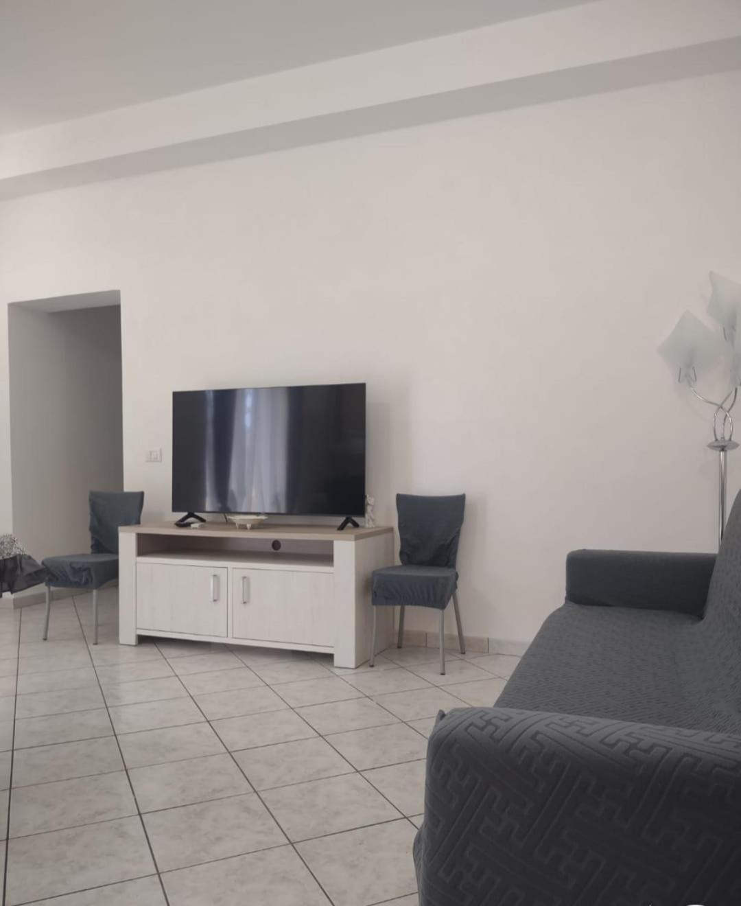 Appartamento Lizzies Hus Fiumicino Esterno foto